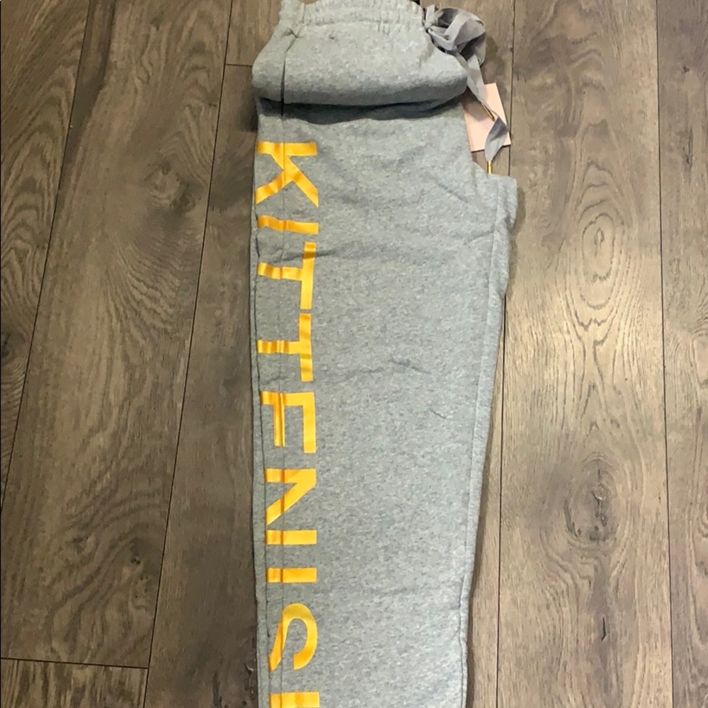 Kittenish - Picture 6 of 8